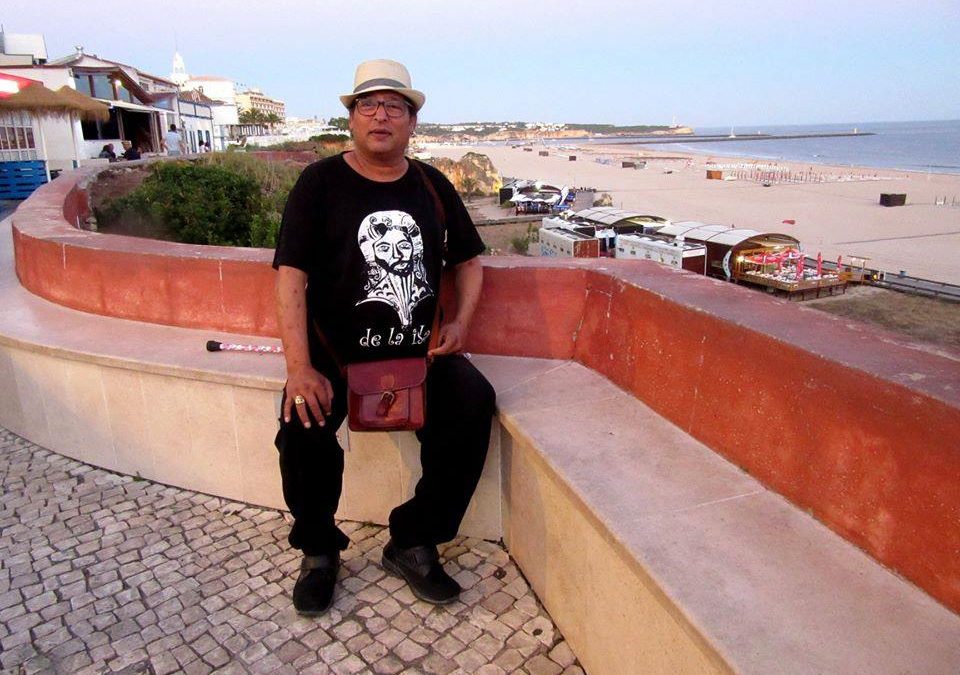 Camiseta negra hombre De la Isla